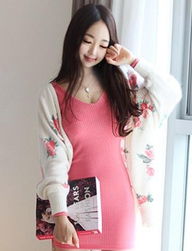 甜美公主風(fēng) 粉色紗網(wǎng)拼接荷葉邊針織連衣裙